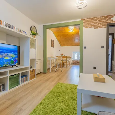 Elizabeth Πόρετς